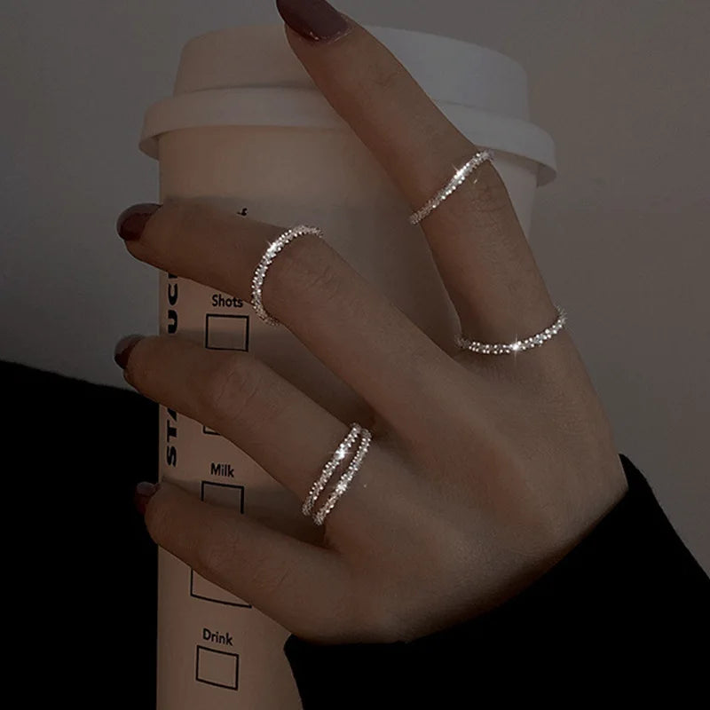 New Trendy Two-color Black Heart Rings For Women Minimalist Aesthetic Drop Of Oil Open Rings Female Metal Punk Party Jewelry